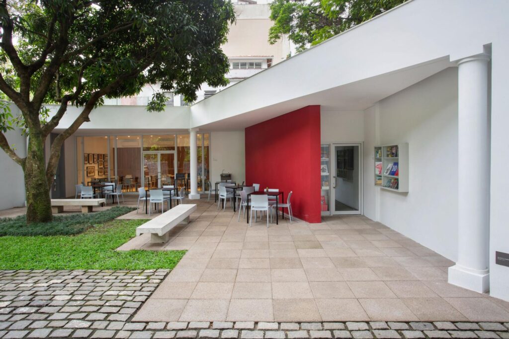 Revestimento cimentício permeável Solarium.