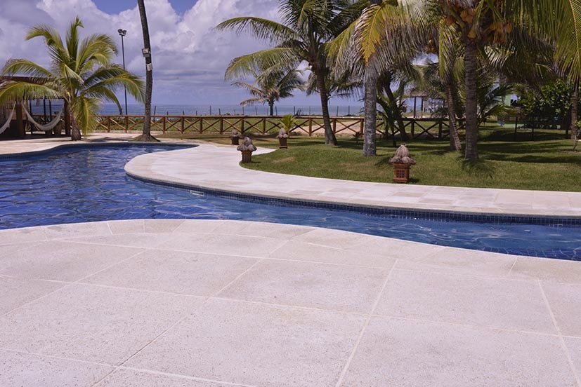 bordas-para-piscina""